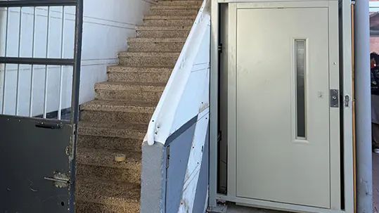 sustitución de una plataforma elevadora por un ascensor vertical